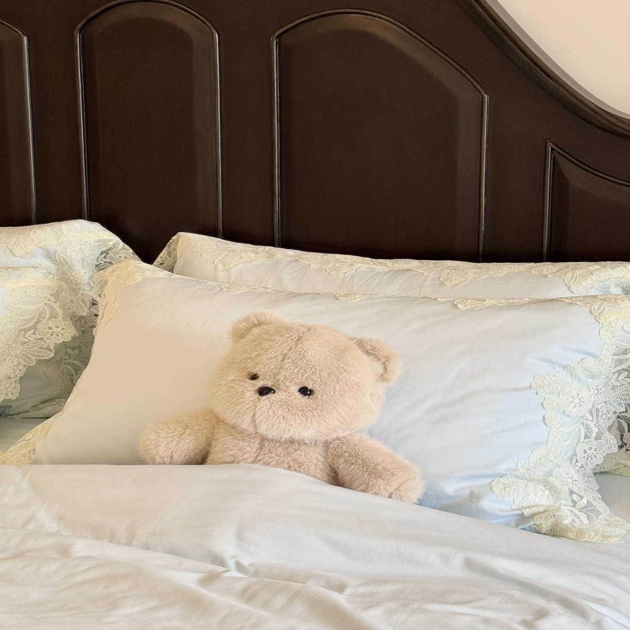 91家纺网 家纺一手货源 找家纺 秀色家纺 秀色家纺 2025新款法式田园轻奢蕾丝荷叶边被套贡缎全棉四件套纯棉公主风高级床品（网红实拍风） 星光蝴蝶-远山蓝