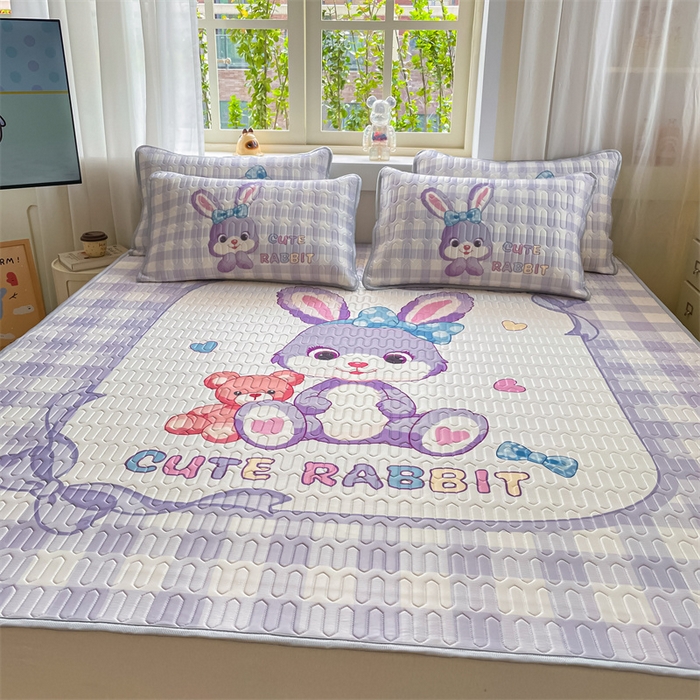 91家纺网 家纺一手货源 找家纺 布卢姆床垫 2025新款卡通A类大版数码凉感丝乳胶凉席 黛露小免