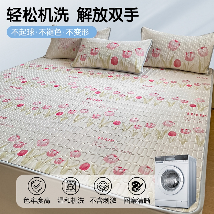91家纺网 家纺一手货源 找家纺 布卢姆床垫 2025新款卡通A类大版数码凉感丝乳胶凉席 粉郁春韵
