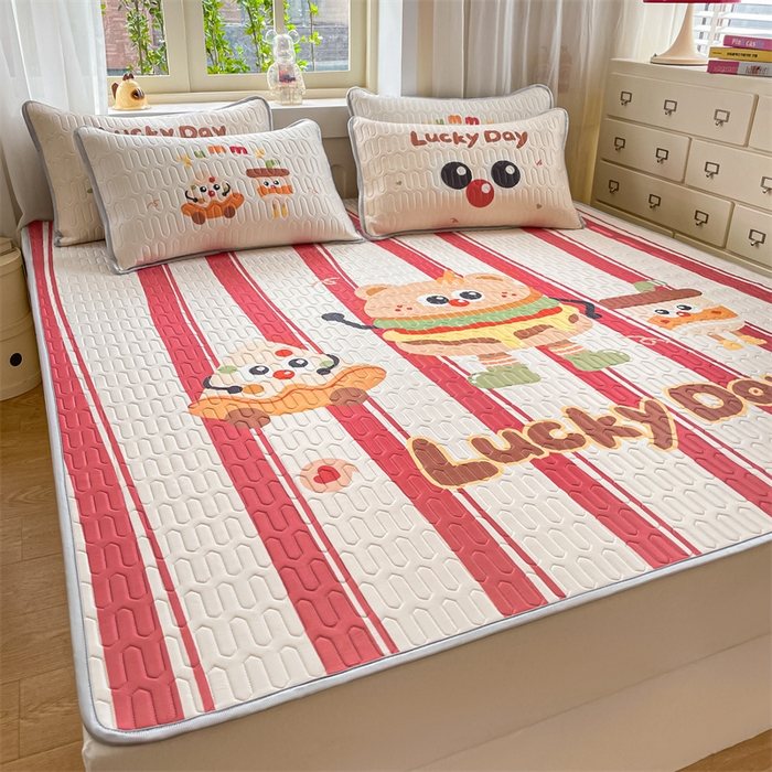 91家纺网 家纺一手货源 找家纺 布卢姆床垫 2025新款卡通A类大版数码凉感丝乳胶凉席 汉倦披萨