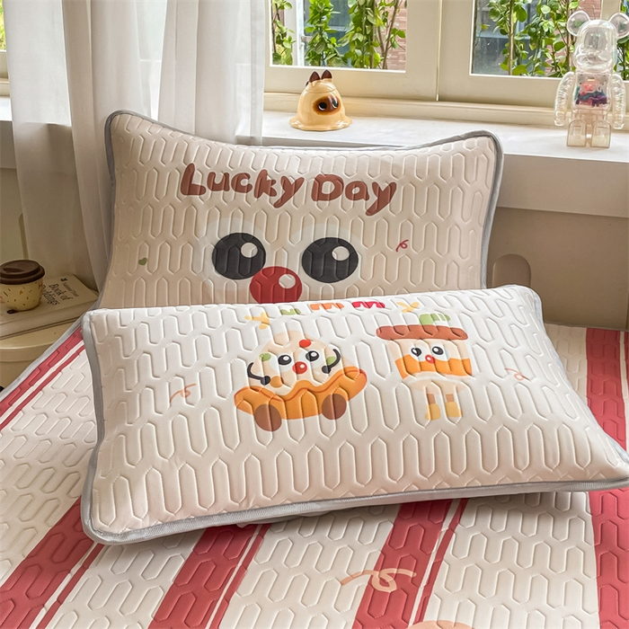 91家纺网 家纺一手货源 找家纺 布卢姆床垫 2025新款卡通A类大版数码凉感丝乳胶凉席 汉倦披萨