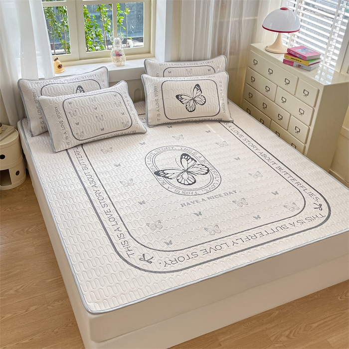 91家纺网 家纺一手货源 找家纺 布卢姆床垫 2025新款卡通A类大版数码凉感丝乳胶凉席 蝴蝶翩翩