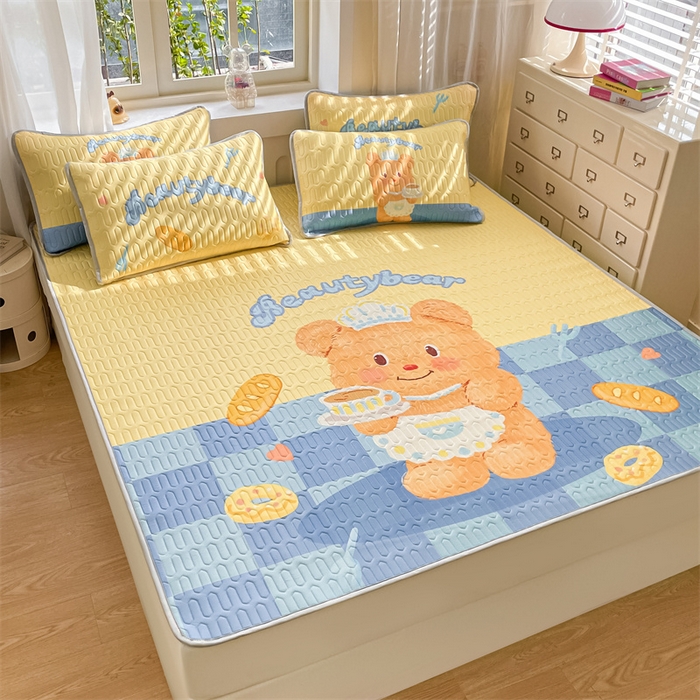91家纺网 家纺一手货源 找家纺 布卢姆床垫 2025新款卡通A类大版数码凉感丝乳胶凉席 黄油小熊