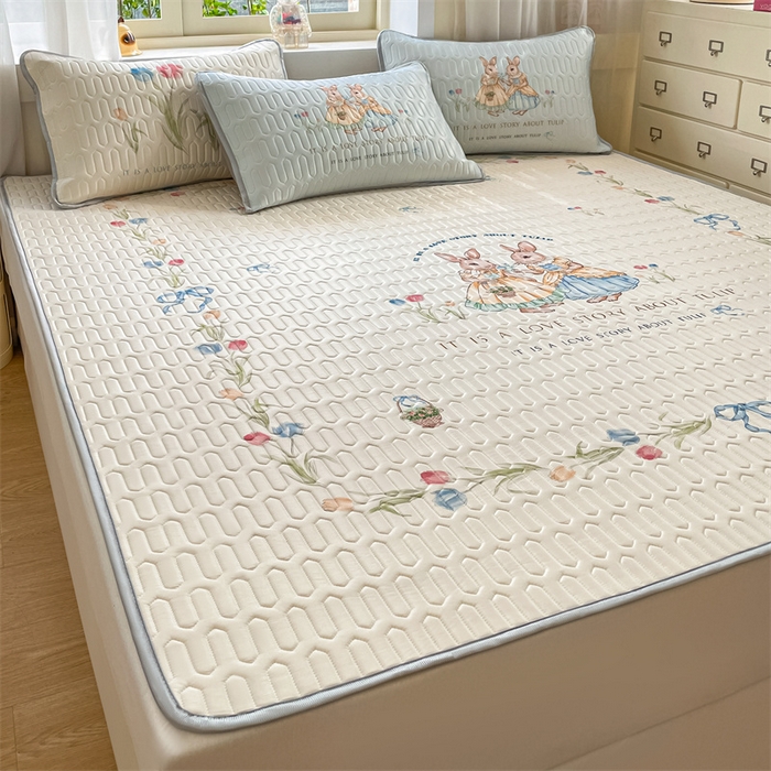 91家纺网 家纺一手货源 找家纺 布卢姆床垫 2025新款卡通A类大版数码凉感丝乳胶凉席 莫奈花园