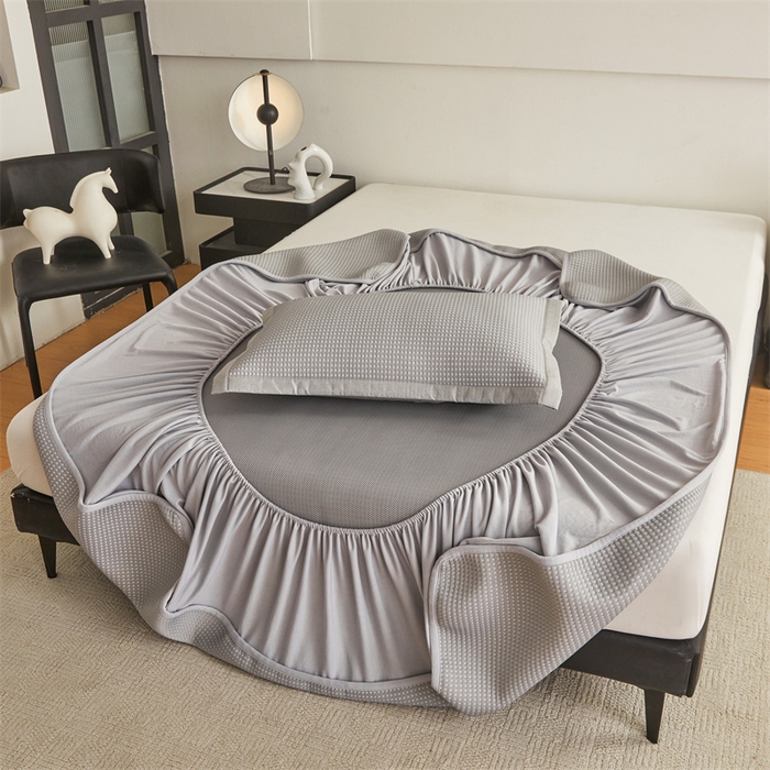 91家纺网 家纺一手货源 找家纺 布卢姆床垫 2025新款A类PE凉感华夫格刺绣凉豆豆席床笠款 豆豆床笠-深灰