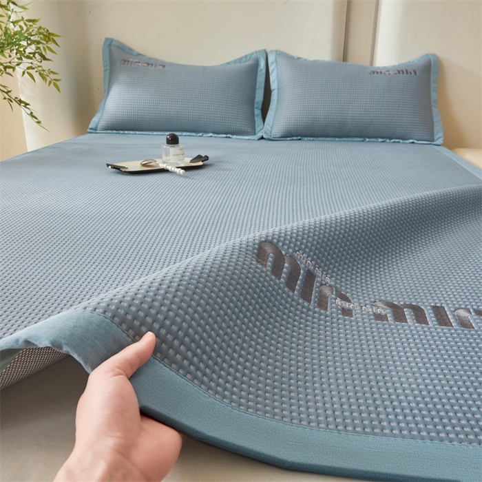 91家纺网 家纺一手货源 找家纺 （总）布卢姆床垫 2025新款A类乙纶PE刺绣凉豆豆席豆豆床席凉席