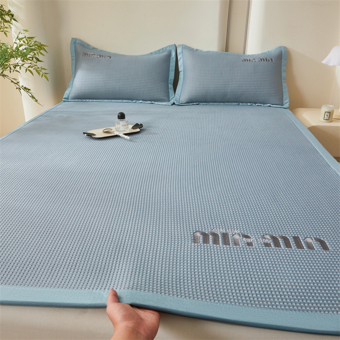 91家纺网 家纺一手货源 找家纺 布卢姆床垫 2025新款A类乙纶PE刺绣凉豆豆席豆豆床席凉席 豆豆床席-梵星蓝