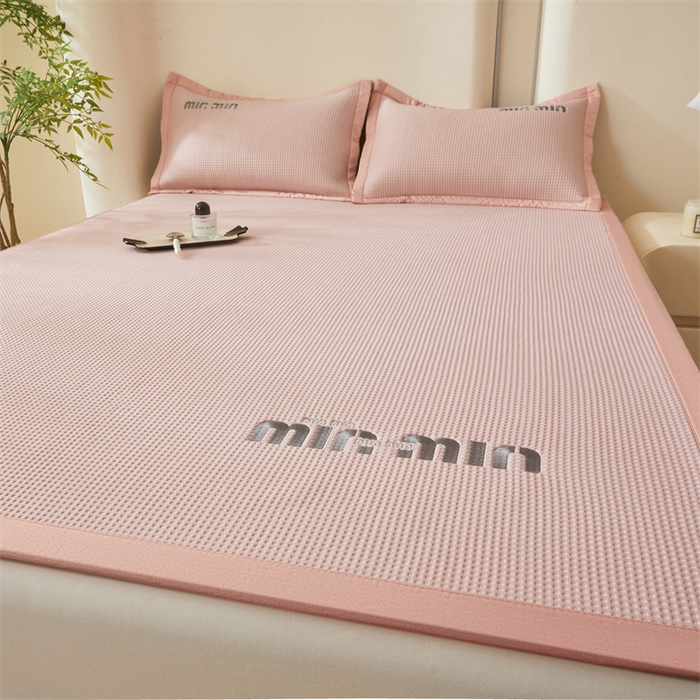 91家纺网 家纺一手货源 找家纺 布卢姆床垫 2025新款A类乙纶PE刺绣凉豆豆席豆豆床席凉席 豆豆床席-粉色