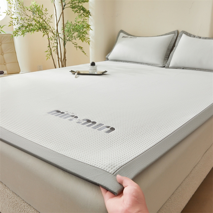 91家纺网 家纺一手货源 找家纺 布卢姆床垫 2025新款A类乙纶PE刺绣凉豆豆席豆豆床席凉席 豆豆床席-奶白