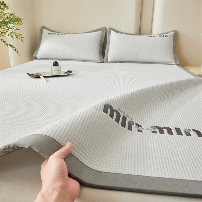 91家纺网 家纺一手货源 找家纺 布卢姆床垫 2025新款A类乙纶PE刺绣凉豆豆席豆豆床席凉席 豆豆床席-奶白