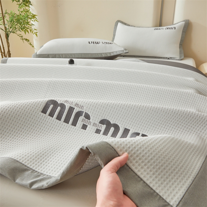 91家纺网 家纺一手货源 找家纺 布卢姆床垫 2025新款A类乙纶PE刺绣凉豆豆席豆豆床席凉席 豆豆床席-奶白