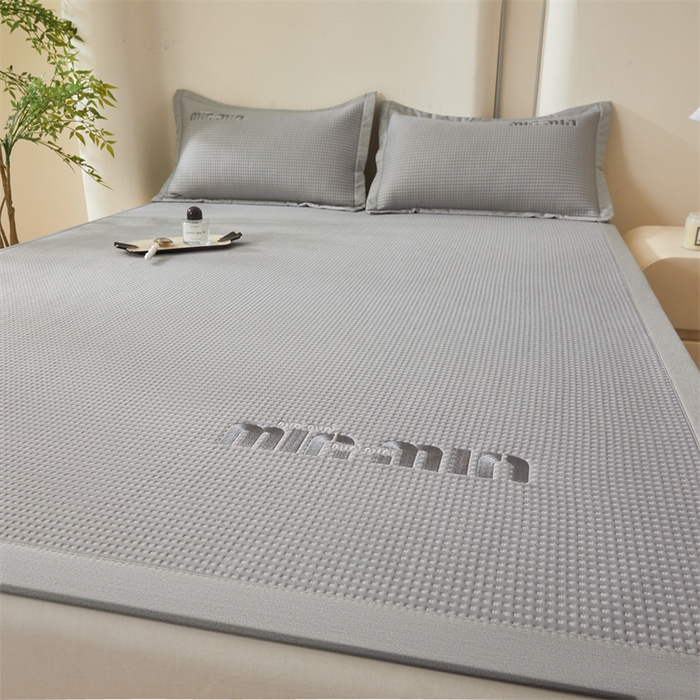 91家纺网 家纺一手货源 找家纺 布卢姆床垫 2025新款A类乙纶PE刺绣凉豆豆席豆豆床席凉席 豆豆床席-深灰