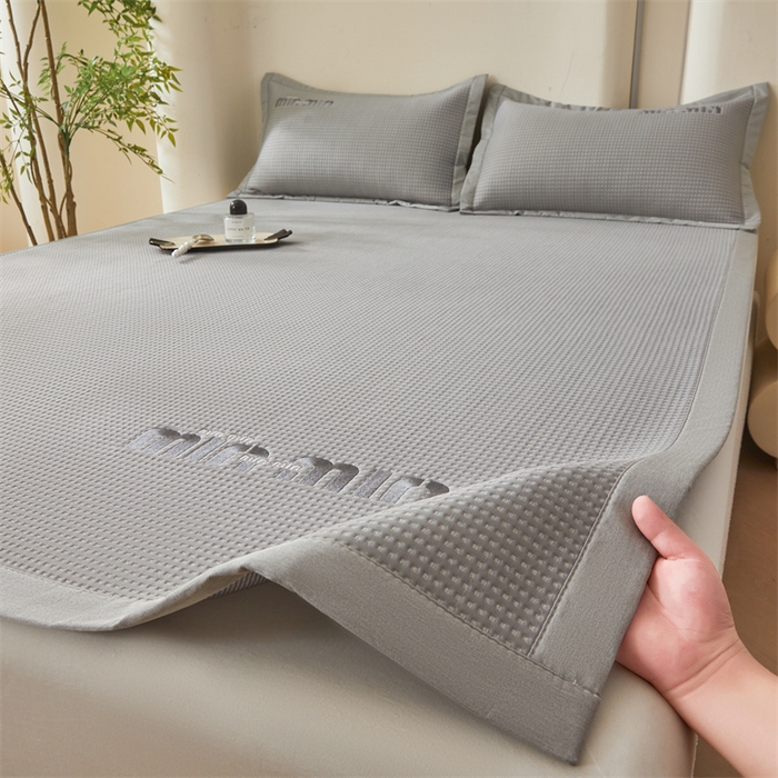 91家纺网 家纺一手货源 找家纺 布卢姆床垫 2025新款A类乙纶PE刺绣凉豆豆席豆豆床席凉席 豆豆床席-深灰