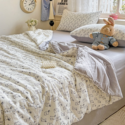 一比一家纺 2025新款云感皱皱纱简单款夏被夏凉被空调被四件套小黑兔