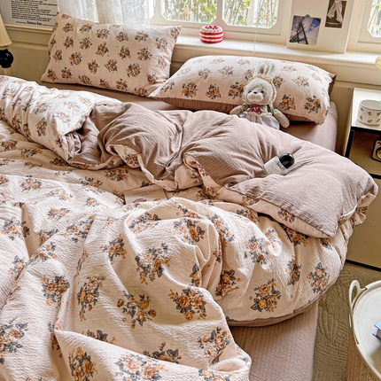 91家纺网 家纺一手货源 找家纺 （总）一比一 2025新款云感皱皱双层纱四件套-简单款