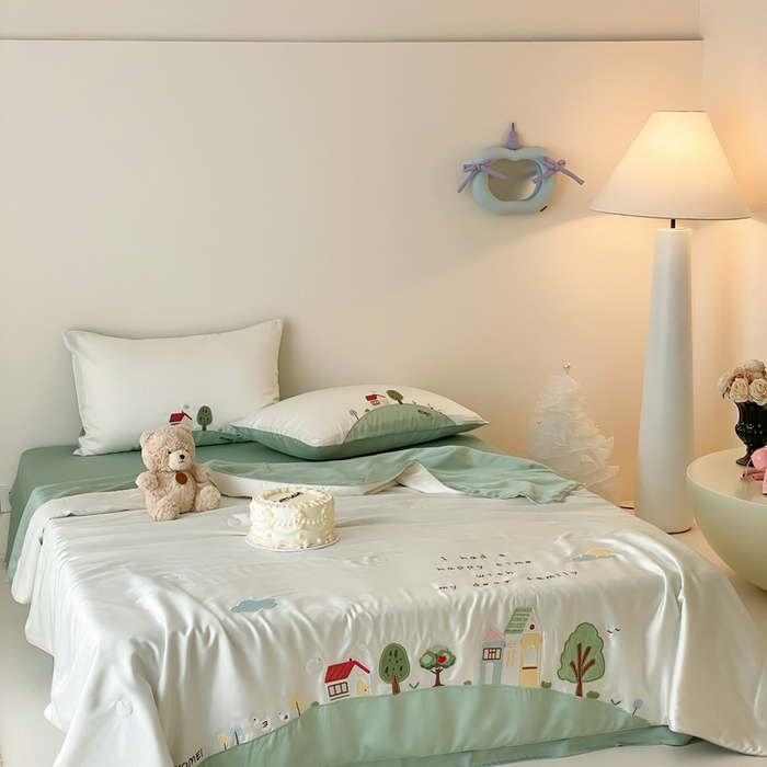 91家纺网 家纺一手货源 找家纺 （总）星野 2025新款60s进口奥地利兰精天丝刺绣夏被夏凉被空调被-绿野小筑