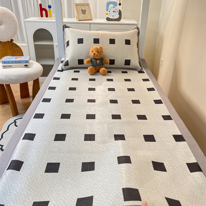 91家纺网 家纺一手货源 找家纺 久云居 2025新款冰藤席宿舍凉席席子 甘棋盘格