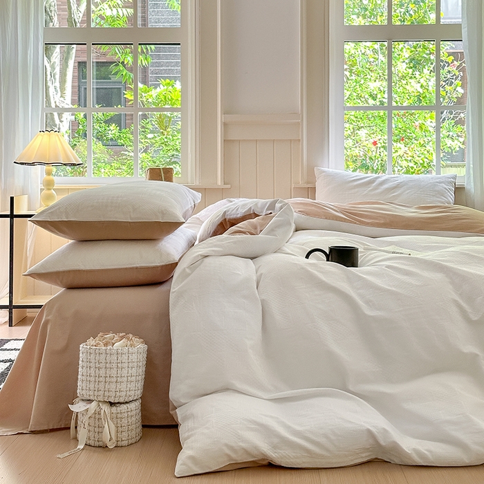 91家纺网 家纺一手货源 找家纺 菡宝 2025新款A类简约风全棉色织小提花四件套 支持定做定制尺寸 千鸟格白