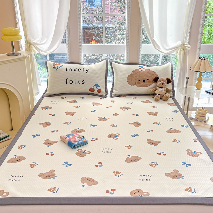 91家纺网 家纺一手货源 找家纺 Sweet dreams甜梦 2025新款数码印花凉感豆豆软席凉席席子系列-小版 蝴蝶结狗狗