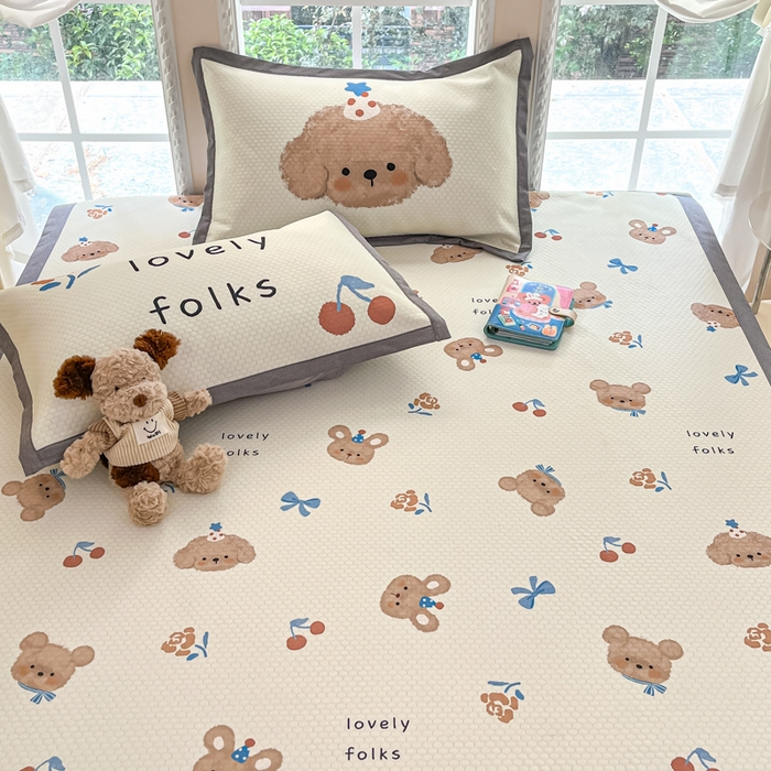 91家纺网 家纺一手货源 找家纺 Sweet dreams甜梦 2025新款数码印花凉感豆豆软席凉席席子系列-小版 蝴蝶结狗狗