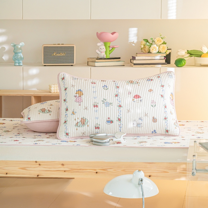 91家纺网 家纺一手货源 找家纺  （提供买家秀 爆款花型 不断货）2025新款小清新印花全棉床盖学生床盖套件-跑量款 蛋糕女孩