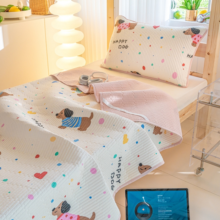 91家纺网 家纺一手货源 找家纺  （提供买家秀 爆款花型 不断货）2025新款小清新印花全棉床盖学生床盖套件-跑量款 甜心汪星人