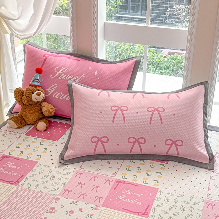 91家纺网 家纺一手货源 找家纺 Sweet dreams甜梦 2025新款数码印花凉感豆豆软席凉席席子系列-小版 花花格子