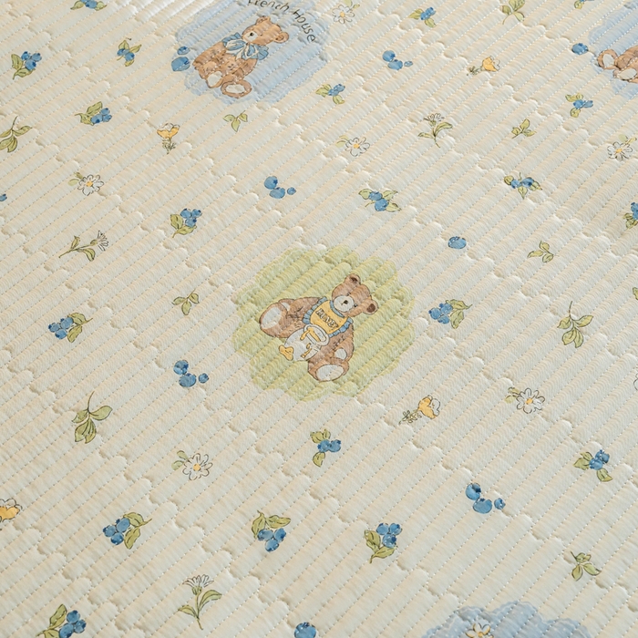 91家纺网 家纺一手货源 找家纺  （提供买家秀 爆款花型 不断货）2025新款小清新印花全棉床盖学生床盖套件-跑量款 蜜罐熊