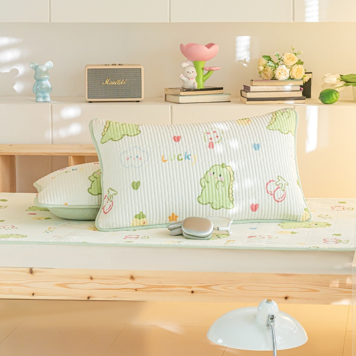 91家纺网 家纺一手货源 找家纺  （提供买家秀 爆款花型 不断货）2025新款小清新印花全棉床盖学生床盖套件-跑量款 幸运独角龙