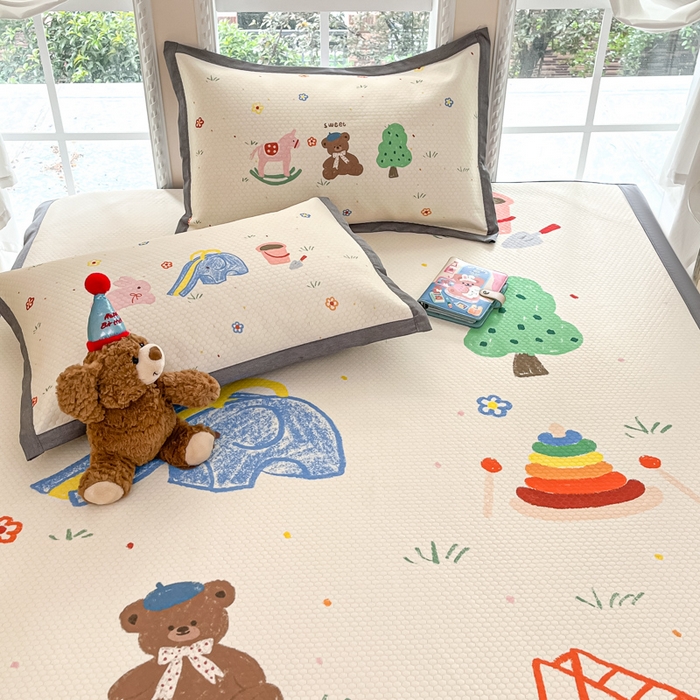 91家纺网 家纺一手货源 找家纺 Sweet dreams甜梦 2025新款数码印花凉感豆豆软席凉席席子系列-大版 动物乐园