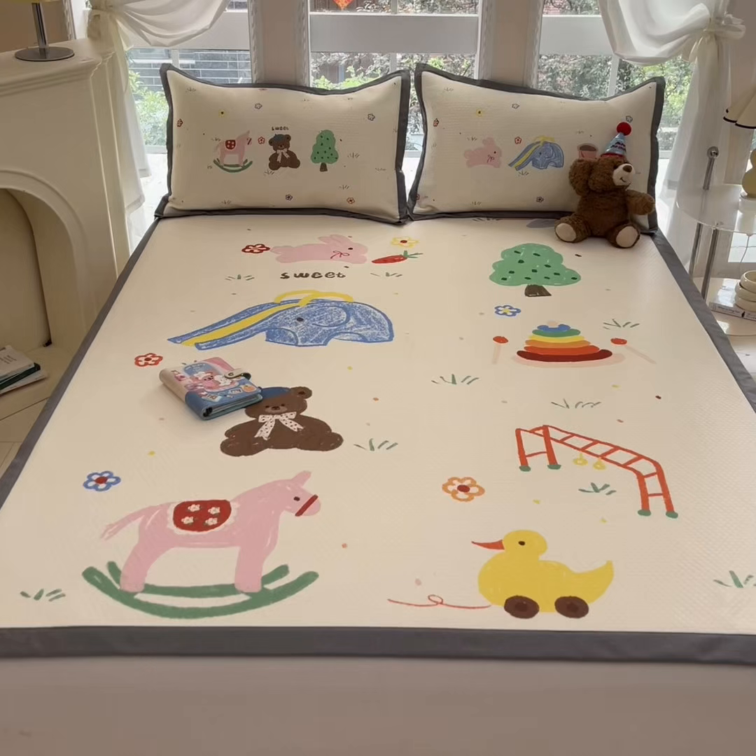 91家纺网 家纺一手货源 找家纺 Sweet dreams甜梦 2025新款数码印花凉感豆豆软席凉席席子系列-大版 动物乐园