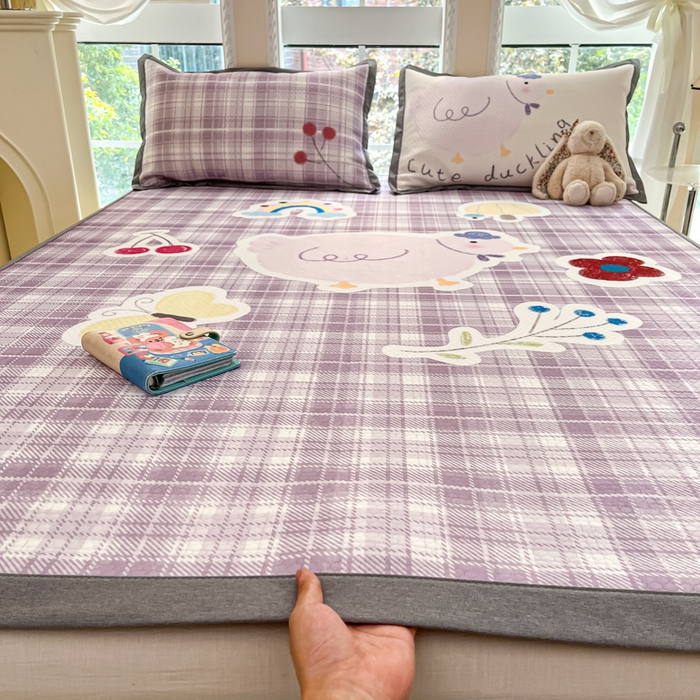 Sweet dreams甜梦 2025新款数码印花凉感豆豆软席凉席席子系列-大版 格子小鸡