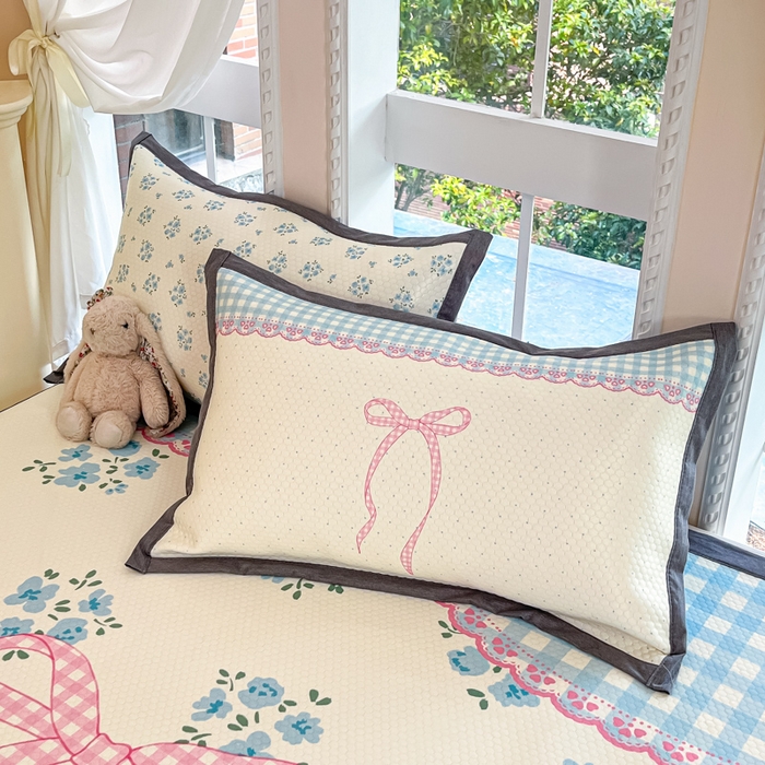 91家纺网 家纺一手货源 找家纺 Sweet dreams甜梦 2025新款数码印花凉感豆豆软席凉席席子系列-大版 花花蝴蝶结