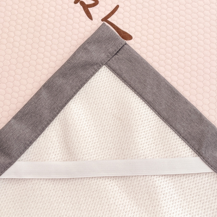 91家纺网 家纺一手货源 找家纺 Sweet dreams甜梦 2025新款数码印花凉感豆豆软席凉席席子系列-大版 蘑菇小姑娘