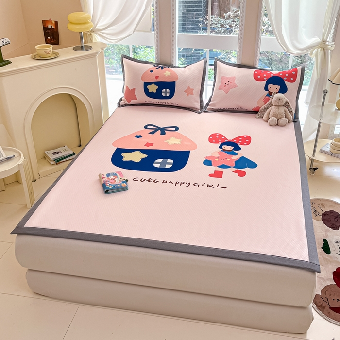 91家纺网 家纺一手货源 找家纺 Sweet dreams甜梦 2025新款数码印花凉感豆豆软席凉席席子系列-大版 蘑菇小姑娘