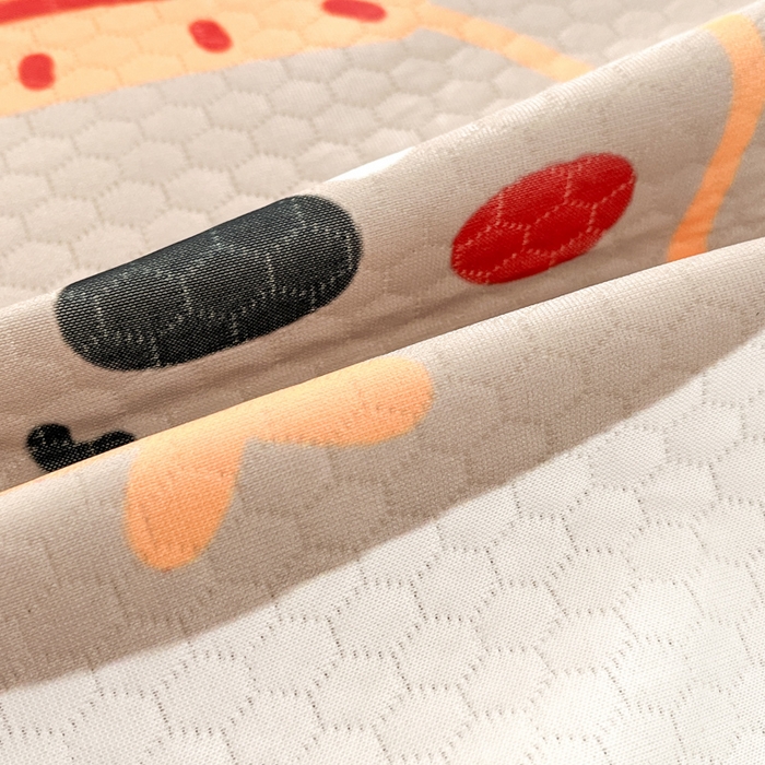 91家纺网 家纺一手货源 找家纺 Sweet dreams甜梦 2025新款数码印花凉感豆豆软席凉席席子系列-大版 三只小熊