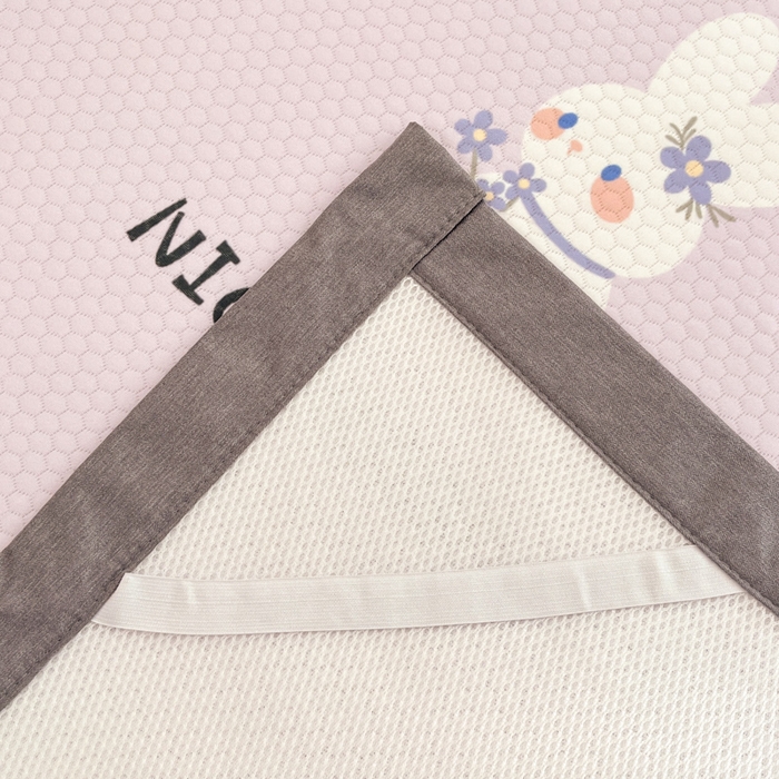 91家纺网 家纺一手货源 找家纺 Sweet dreams甜梦 2025新款数码印花凉感豆豆软席凉席席子系列-大版 紫底小兔