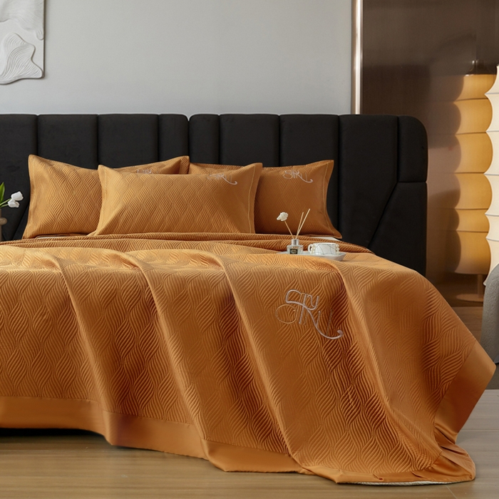 91家纺网 家纺一手货源 找家纺 （总）OL家纺 2025新款60S兰精天丝带刺绣防滑床盖