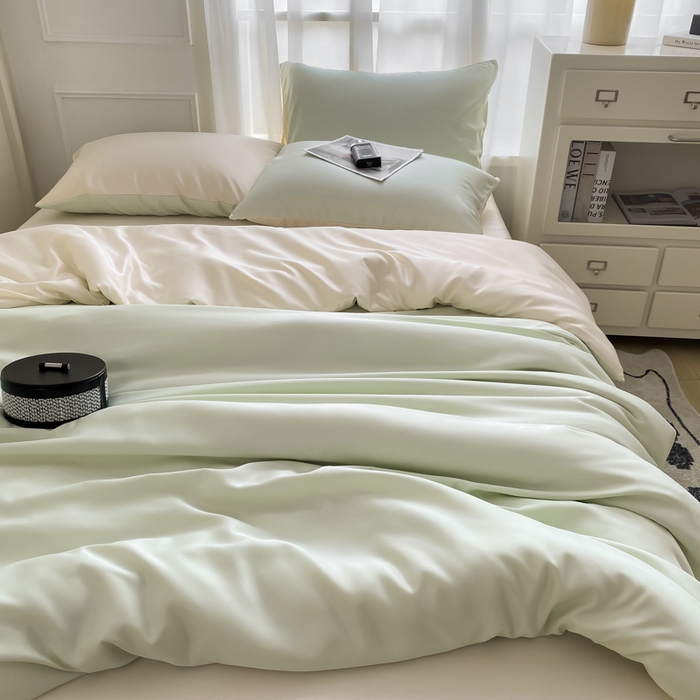 91家纺网 家纺一手货源 找家纺  （提供买家秀 爆款花型 不断货）2025新款夏季水洗冰丝四件套水洗真丝纯色双拼风格二 双拼-奶昔白+青草绿