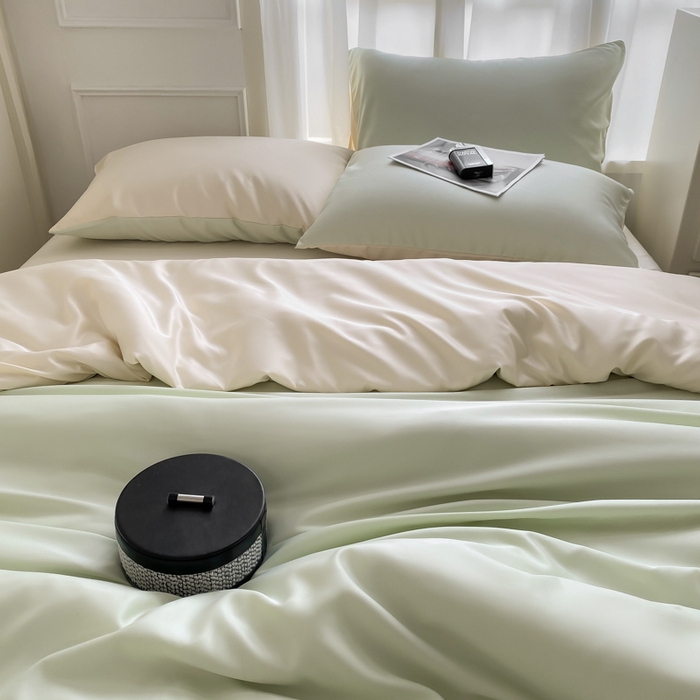 91家纺网 家纺一手货源 找家纺  （提供买家秀 爆款花型 不断货）2025新款夏季水洗冰丝四件套水洗真丝纯色双拼风格二 双拼-奶昔白+青草绿