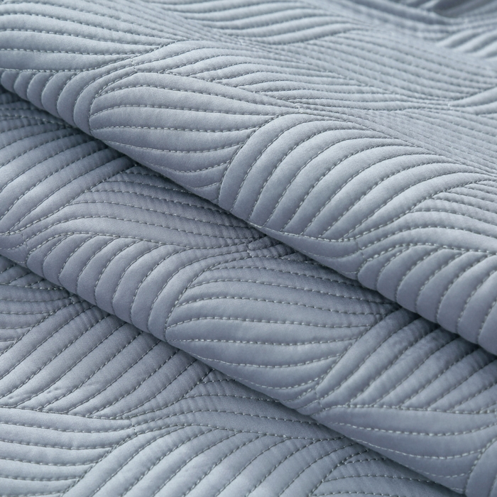 91家纺网 家纺一手货源 找家纺 OL家纺 2025新款60S兰精天丝带刺绣防滑床盖 灰紫