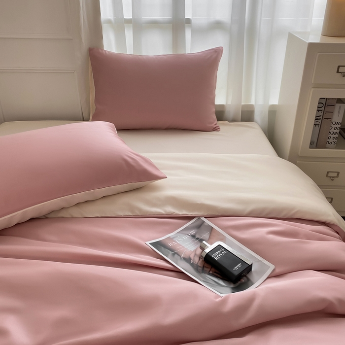 91家纺网 家纺一手货源 找家纺  （提供买家秀 爆款花型 不断货）2025新款夏季水洗冰丝四件套水洗真丝纯色双拼风格二 双拼-奶昔白+西柚粉