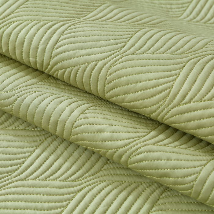 91家纺网 家纺一手货源 找家纺 OL家纺 2025新款60S兰精天丝带刺绣防滑床盖 抹茶绿