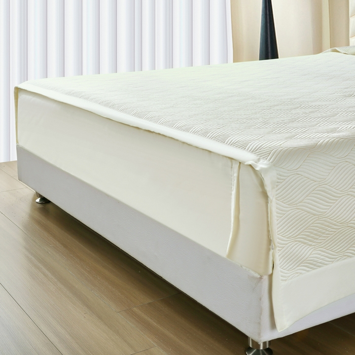 91家纺网 家纺一手货源 找家纺 OL家纺 2025新款60S兰精天丝带刺绣防滑床盖 奶白