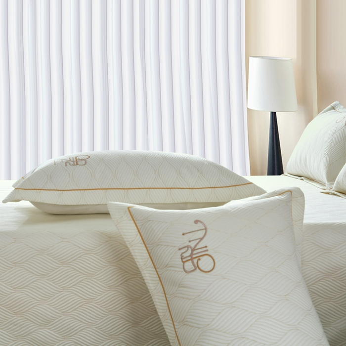 91家纺网 家纺一手货源 找家纺 OL家纺 2025新款60S兰精天丝带刺绣防滑床盖 奶白