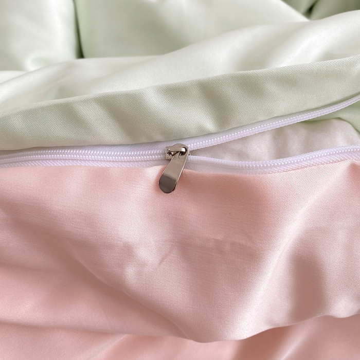 91家纺网 家纺一手货源 找家纺  （提供买家秀 爆款花型 不断货）2025新款夏季水洗冰丝四件套水洗真丝纯色双拼风格二 双拼-奶油粉+青草绿