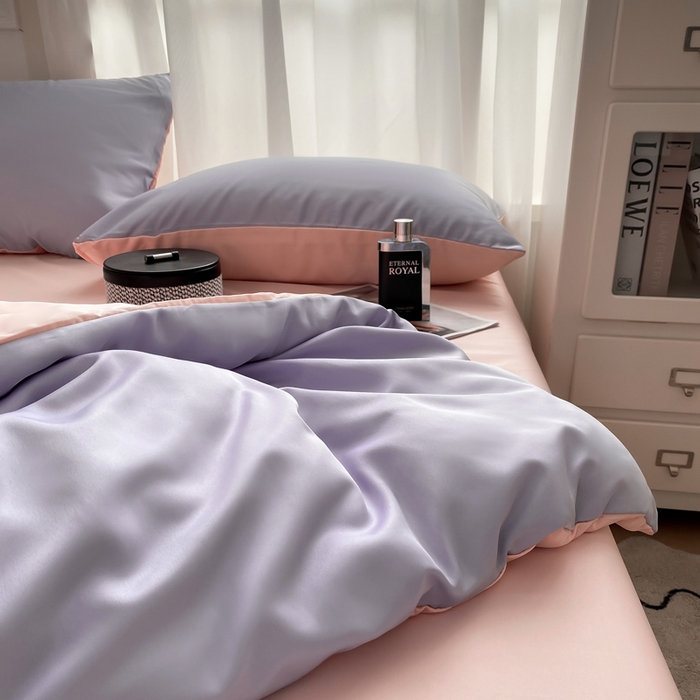 91家纺网 家纺一手货源 找家纺  （提供买家秀 爆款花型 不断货）2025新款夏季水洗冰丝四件套水洗真丝纯色双拼风格二 奶油粉+星黛紫双拼-