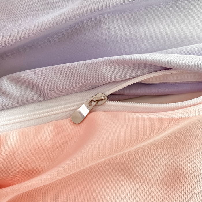 91家纺网 家纺一手货源 找家纺  （提供买家秀 爆款花型 不断货）2025新款夏季水洗冰丝四件套水洗真丝纯色双拼风格二 奶油粉+星黛紫双拼-