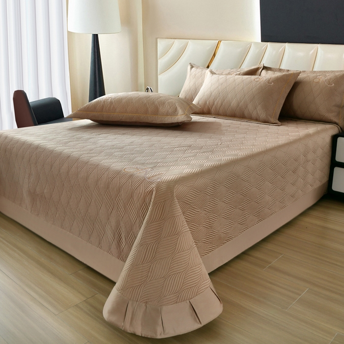 91家纺网 家纺一手货源 找家纺 OL家纺 2025新款60S兰精天丝带刺绣防滑床盖 深咖