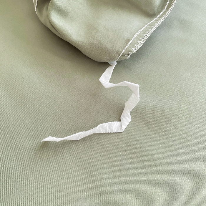 91家纺网 家纺一手货源 找家纺  （提供买家秀 爆款花型 不断货）2025新款夏季水洗冰丝四件套水洗真丝纯色双拼风格二 青草绿+高级灰双拼-